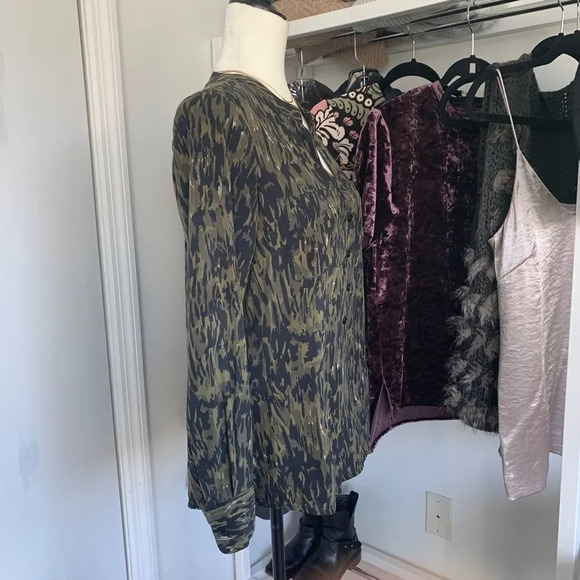 Nexx Collarless Silk Blouse - Picture 5 of 6